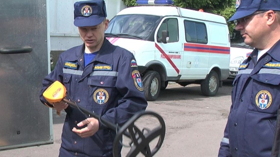 Воронежские спасатели отработали готовность к ликвидации взрывоопасных предметов