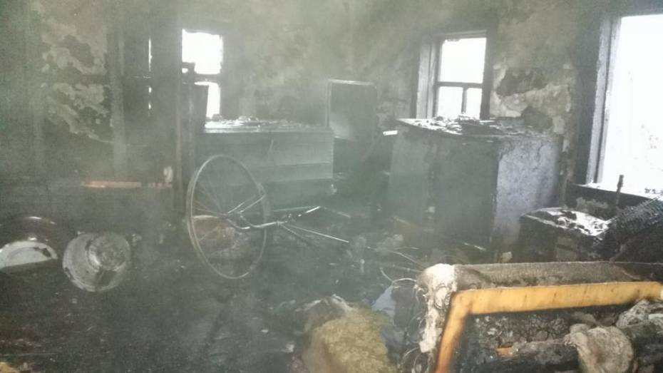 В павловском селе Воронцовка при пожаре в частном доме погиб 51-летний мужчина