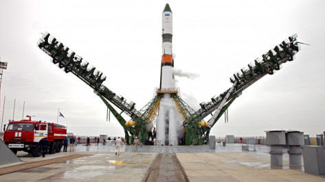 Водитель «КАМАЗа» погиб при пожаре после падения блоков ракеты с воронежским двигателем 