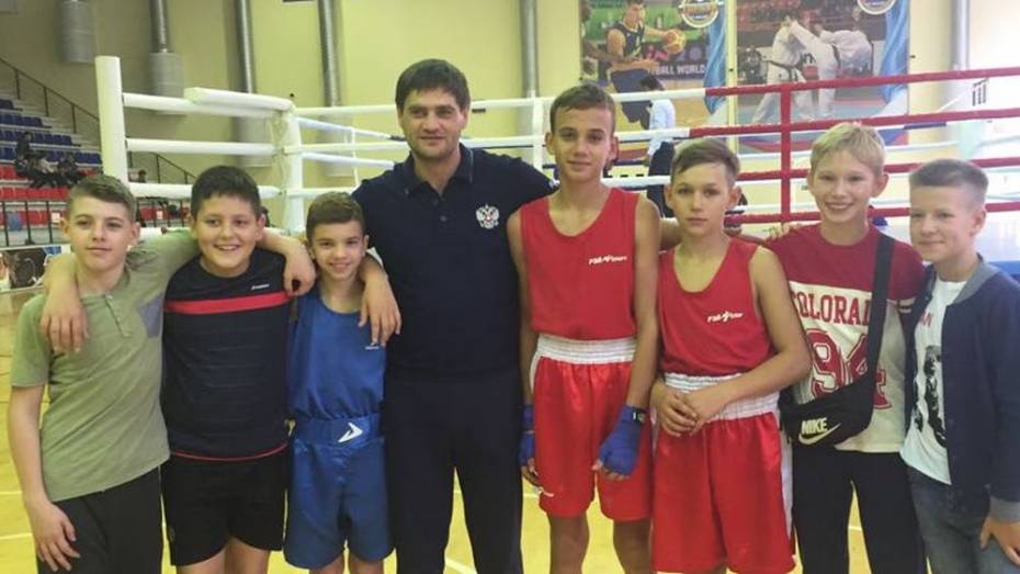 В Павловске прошел первый региональный турнир по боксу