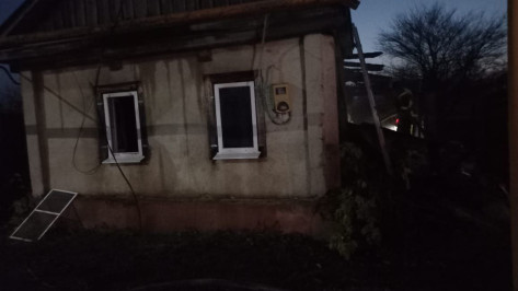 При пожаре в воронежском селе Купянка погибли 2 человека