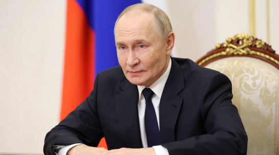 Владимир Путин объявил благодарность сотруднице воронежской компании