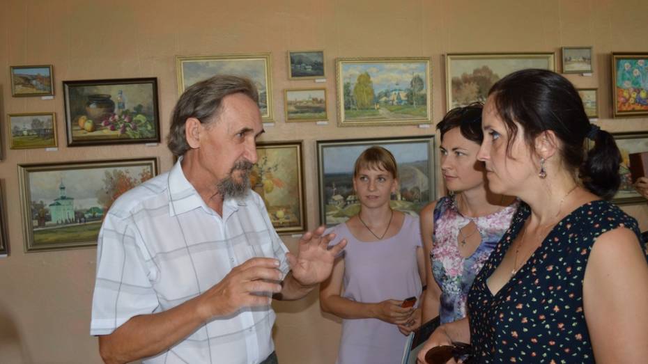 В Подгоренском районе открылась выставка художника Александра Химичева