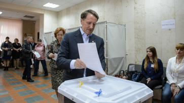 Воронежский губернатор проголосовал на выборах-2016 