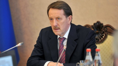 Воронежский губернатор сохранил позиции в рейтинге влиятельности глав регионов