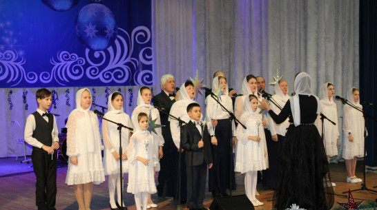 В Верхнем Мамоне собрали более 200 тыс рублей на благотворительном концерте