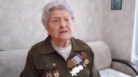 Защищавшая Воронеж «железная бабушка» отметила 102-летие