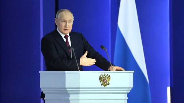 Послание Президента РФ Владимира Путина Федеральному собранию: видео