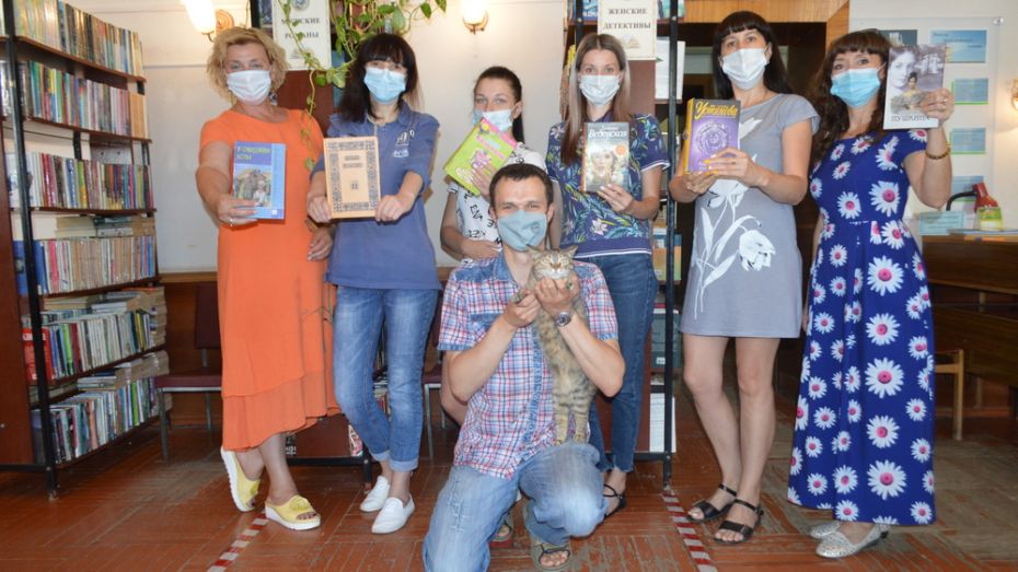 В Павловске объявили литературно-творческий конкурс «Лето с книгой»