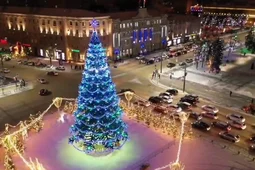 Главная площадь Воронежа готова к встрече Нового года