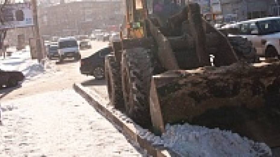 Власти Воронежа закупят в 2015 году дополнительную технику для уборки снега