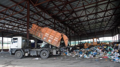 В Воронежской облдуме обсудили строительство новых мусорных полигонов