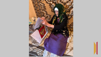 В Хохольском районе дома проголосовала 104-летняя жительница села Рудкино