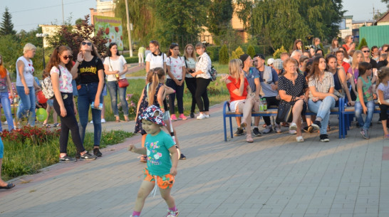 Подгоренцев пригласили на бесплатный концерт воронежского мужского хора «Русский формат»