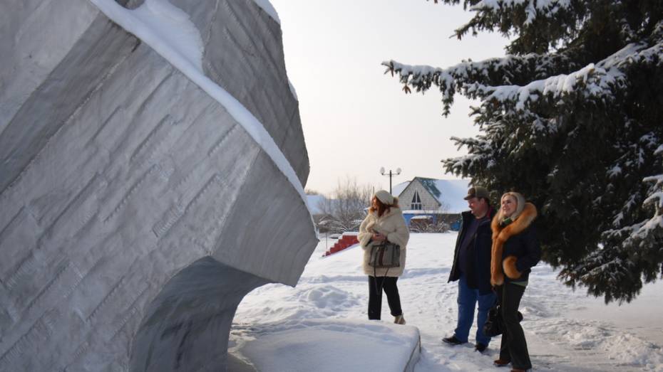 Внучка российского скульптора Федора Сушкова впервые посетила Верхний Мамон