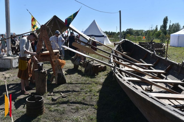 Площадка реконструкторов