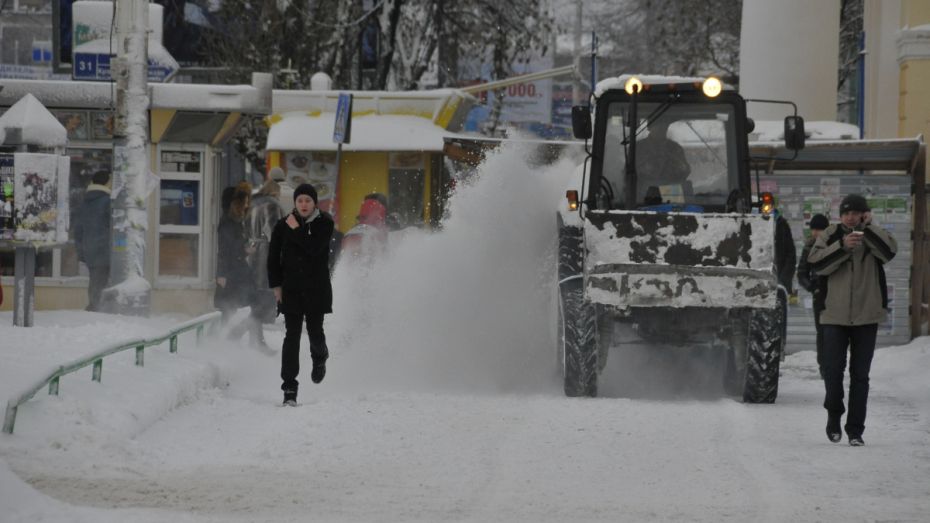 Из Воронежа за ночь вывезли 5,1 тыс кубометров снега