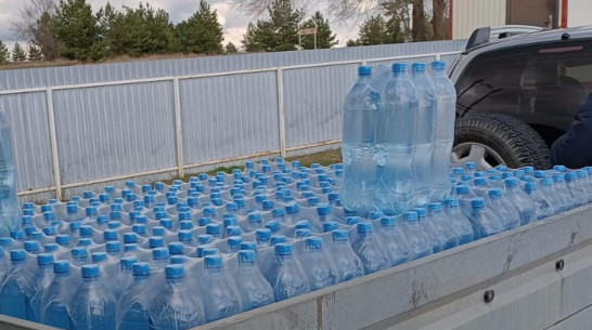 Верхнемамонские волонтеры передали бойцам СВО 5 тонн воды