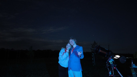 Воронежец сделал возлюбленной предложение под метеорным потоком Персеиды