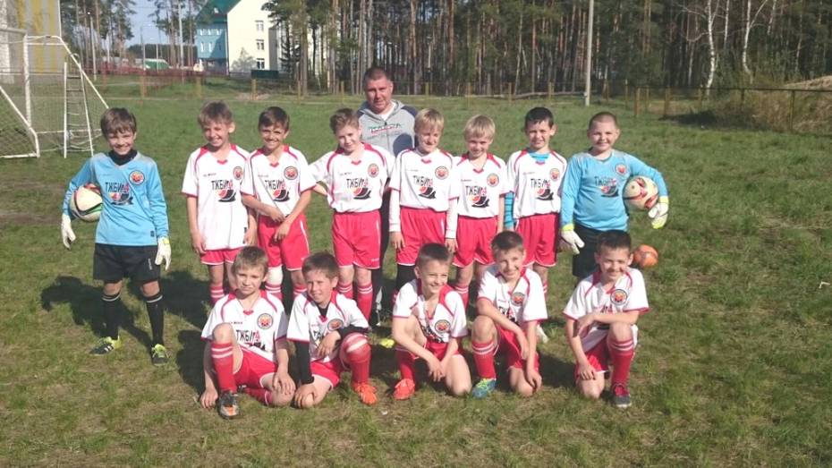 Семилукские футболисты победили в межобластном турнире