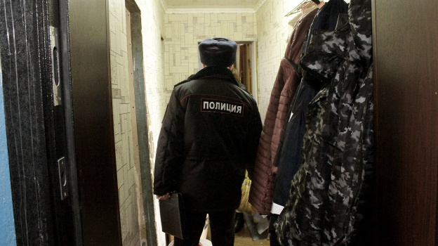 В Воронеже иностранец-наркосбытчик хранил более 2 кг героина в тазу для стирки белья