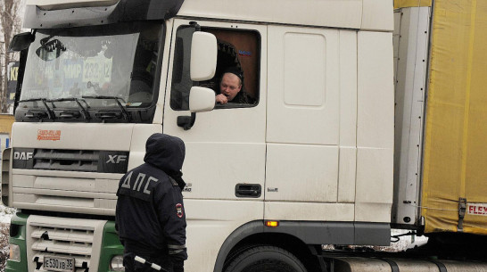 В Бутурлиновке установят дополнительные посты весового контроля для защиты дорог от фур 