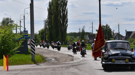 В Анне в День Победы провели автопробег