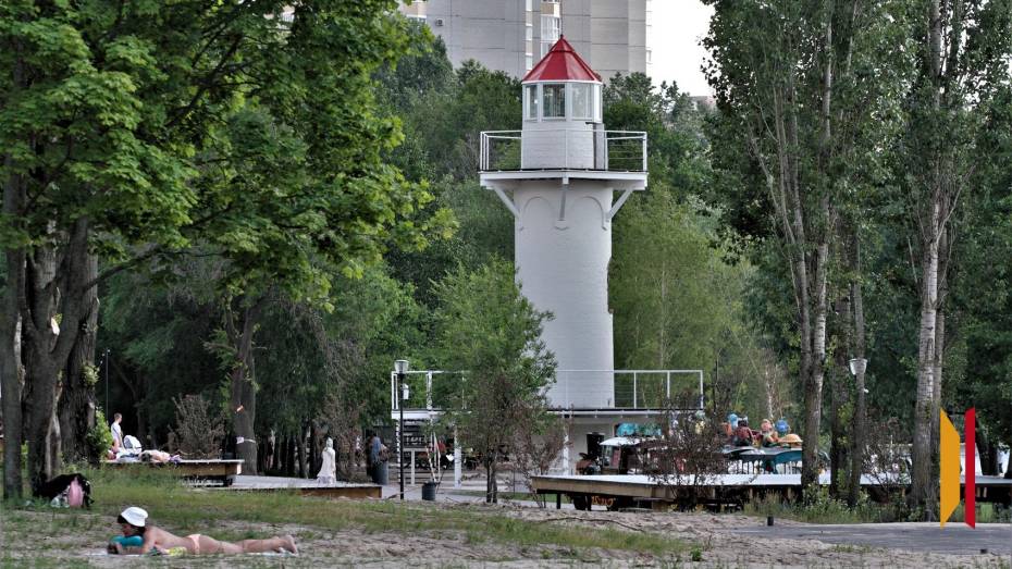 На пляже в воронежском парке «Дельфин» умер мужчина днем 1 июля