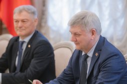 Воронежский губернатор: новый инвестпроект в АПК позволит полностью заменить импортные семена