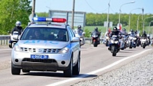 Воронежская полиция провела мотопробег в честь 69-й годовщины Победы в Великой Отечественной войне