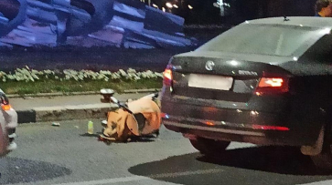 В Воронеже нашли лихача, сбившего коляску с младенцем у «самолета»