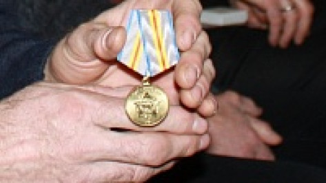 Хохольцы получили медали в честь 25-летия вывода советских войск из Афганистана