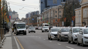 На проспекте Революции в Воронеже запретят парковку на 9 часов