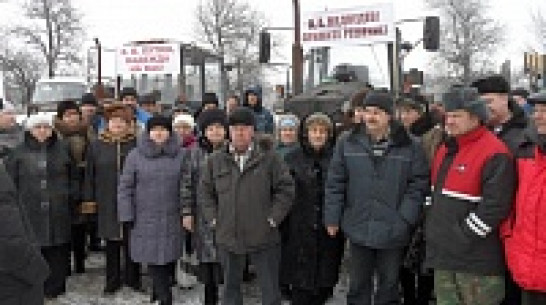 Полпред президента в ЦФО поддержал рамонских аграриев, требующих отмены конкурса Росимущества на земли местного предприятия