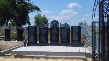 В россошанском селе Новая Калитва установили мемориал землякам-фронтовикам