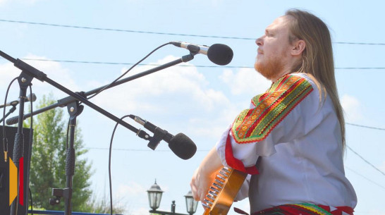 Композитор из Терновки написал музыку к фильму об иконописце Андрее Рублеве