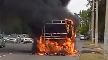 СК проверит обстоятельства, при которых в Воронеже дотла сгорел пассажирский автобус