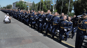 В центре Воронежа на 8 часов перекроют движение из-за выпускного Военно-воздушной академии