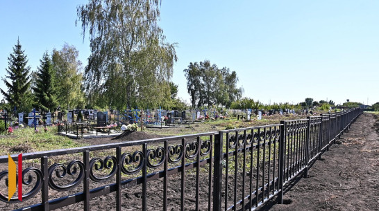 В бутурлиновском селе Козловка установят новое ограждение на кладбище