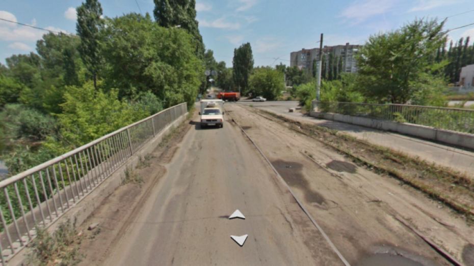 В Левобережном районе Воронежа на 2 месяца закроют мост через реку Песчанка