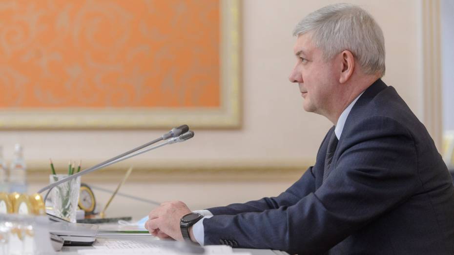 Губернатор Воронежской области поздравил представителей органов местного самоуправления