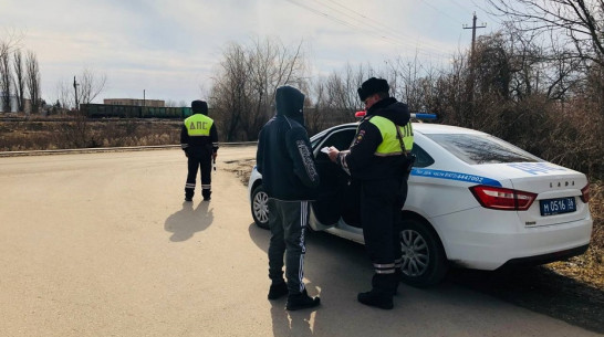 В Панинском районе госавтоинспекторы выявили злостного неплательщика штрафов