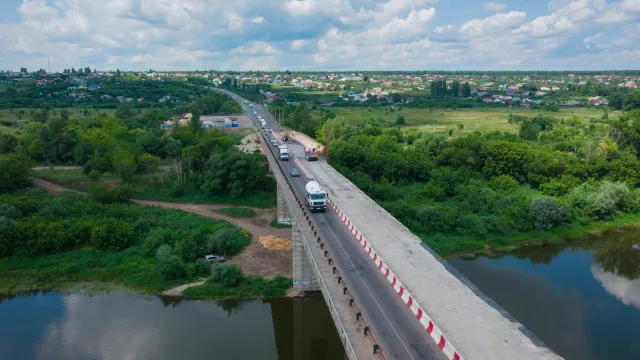 В каком году построили семилукский мост