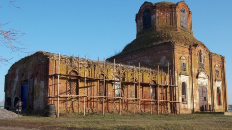 В селе Пески Павловского района восстанавливается храм 