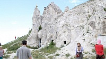 Ученые напишут путеводители по пещерным храмам Воронежской области