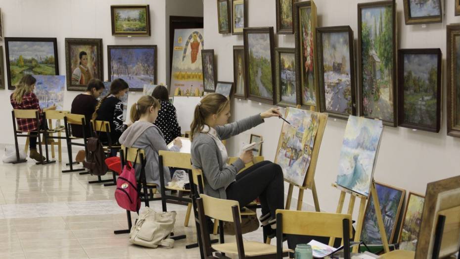 В Лискинском соборе откроют выставку работ воспитанников изостудии