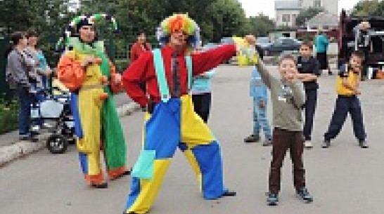  «Хорошие соседи» отметили праздник двора вместе с «Русским аппетитом»