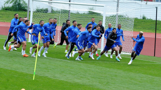 «Это большой подарок». Как сборная Марокко провела открытую тренировку  в Воронеже