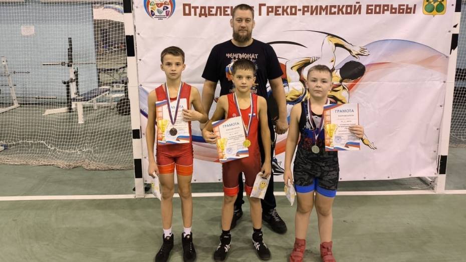 Борисоглебцы привезли 3 медали с турнира по греко-римской борьбе