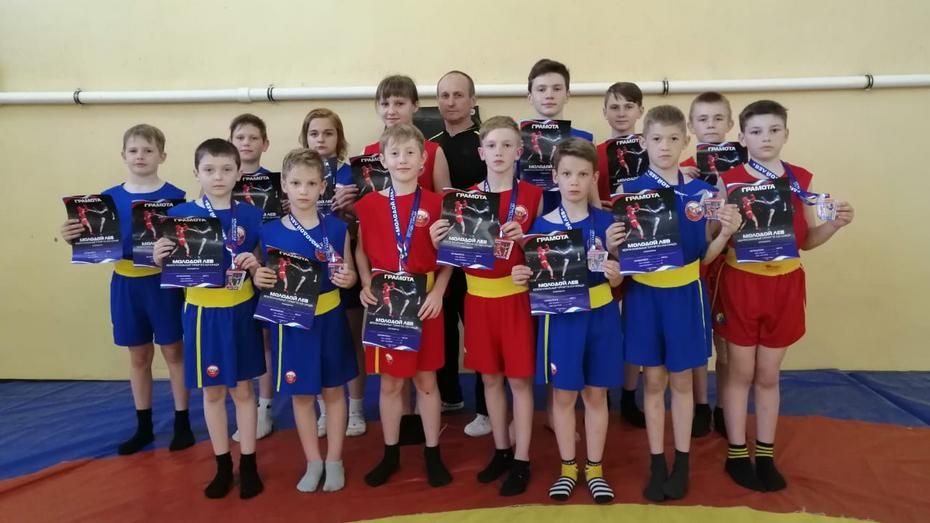 Подгоренские ушуисты выиграли 16 медалей турнира «Молодой лев» в Старом Осколе